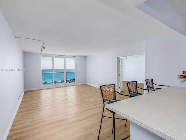 Продажа квартиры #1038/1039 - фото 6942449