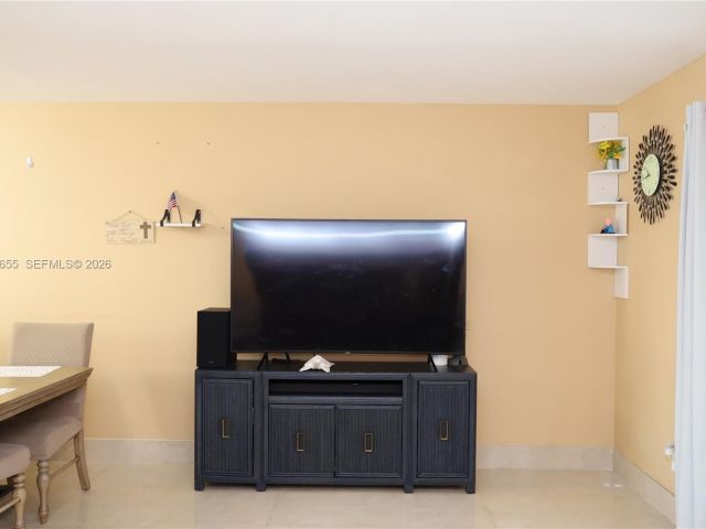 Продажа дома по адресу 20816 NW 2nd St - фото 6941890