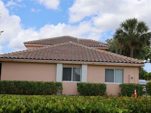 Продажа дома по адресу 20816 NW 2nd St - фото 6941894