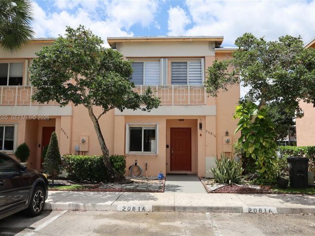 Продажа дома по адресу 20816 NW 2nd St - фото 6941895