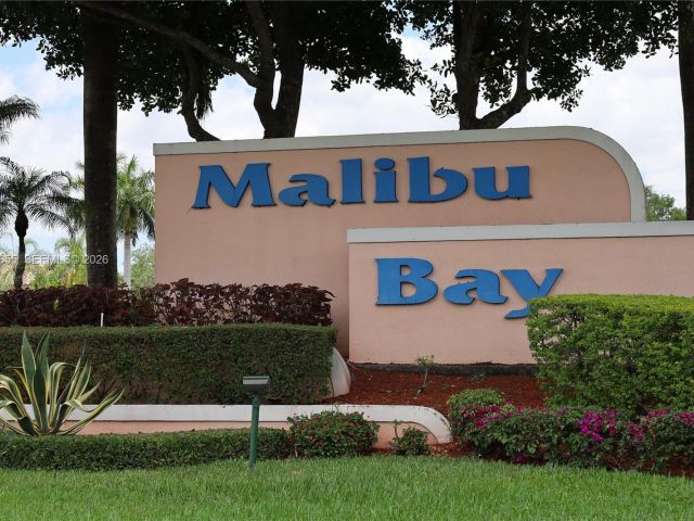 Продажа дома по адресу 20816 NW 2nd St - фото 6941900