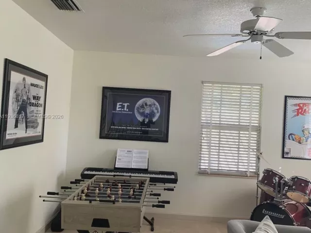 Продажа дома по адресу 3537 SW 24th Ln - фото 6949107