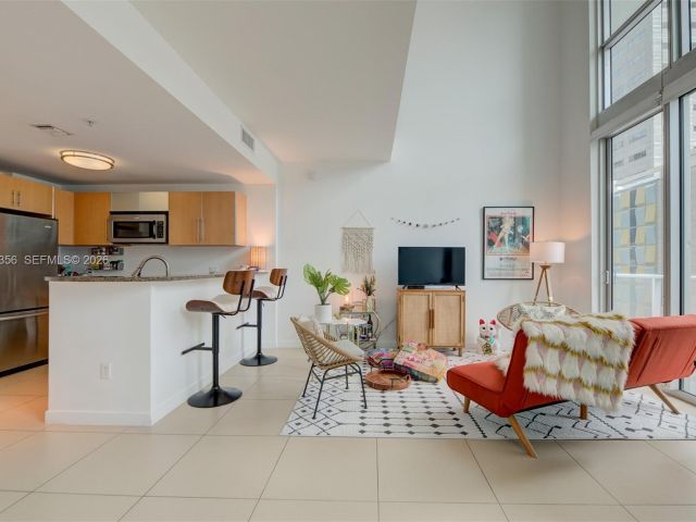 Квартира в аренду номерL-428 - фото 7437205