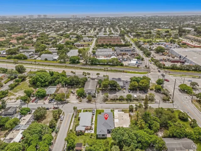 Продажа дома по адресу 363 SW 1st Ter - фото 6958968