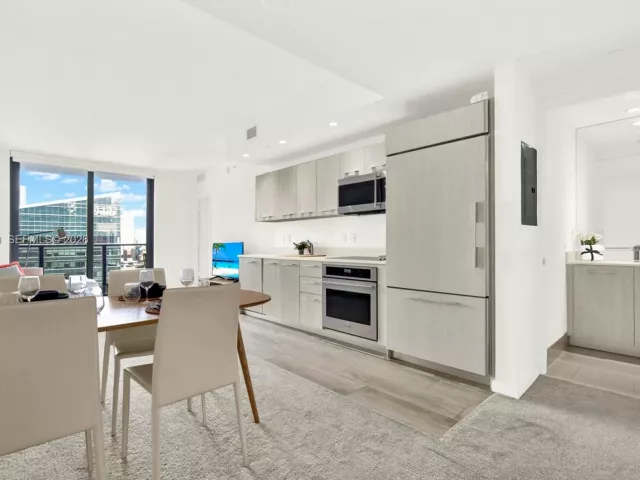 Продажа квартиры #1609 - фото 6952661