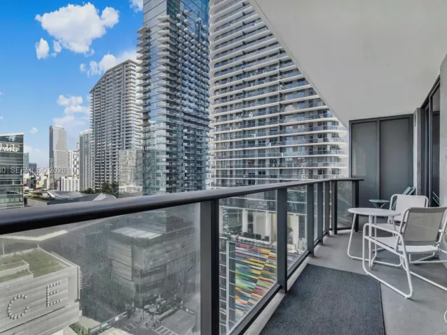 Продажа квартиры #1609 - фото 6952629