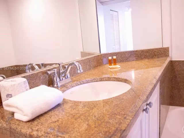 Продажа квартиры #B-4141 - фото 7000271