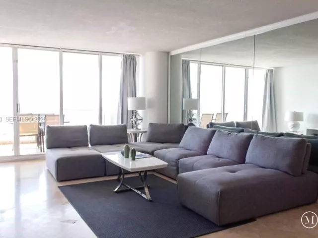 Продажа квартиры #B-4141 - фото 7000281