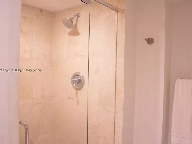 Продажа квартиры #B-4141 - фото 9077387