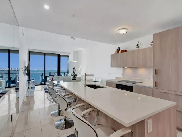 Продажа квартиры #1705 - фото 6961257