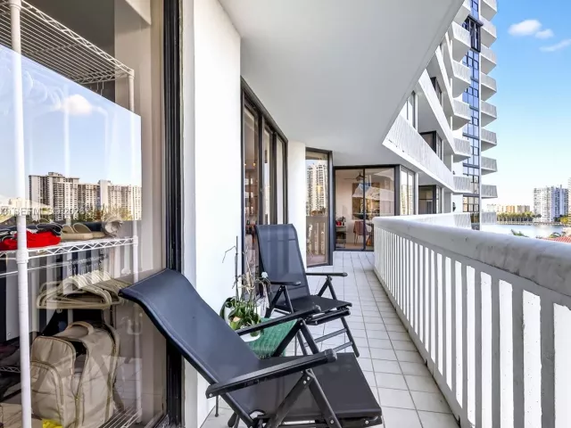 Продажа квартиры #707 - фото 6960215