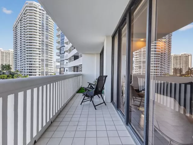 Продажа квартиры #707 - фото 6960218