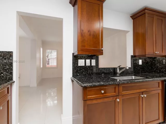 Дом в аренду по адресу 510 Loretto Ave 26 - фото 6961369