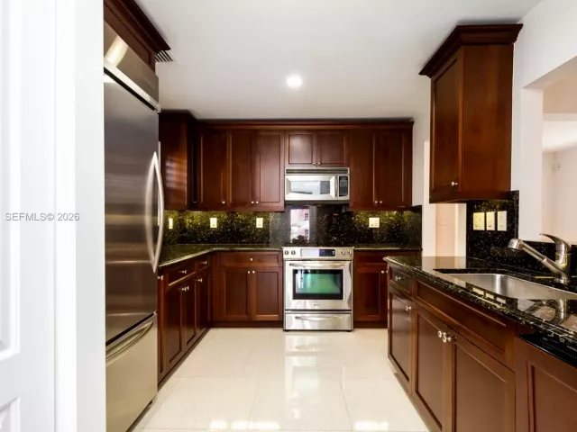 Дом в аренду по адресу 510 Loretto Ave 26 - фото 6961370