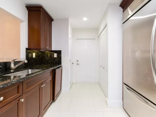 Дом в аренду по адресу 510 Loretto Ave 26 - фото 6961371