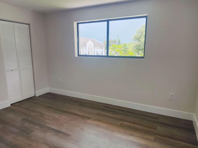 Дом в аренду по адресу 1901 NW 51st Ter 1901 - фото 7441718