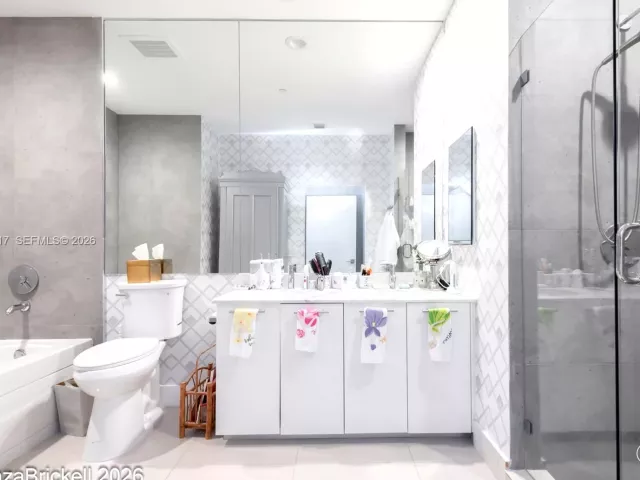 Продажа квартиры #5505 - фото 6993237