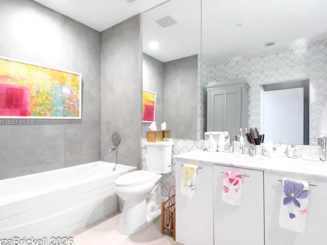 Продажа квартиры #5505 - фото 6993236