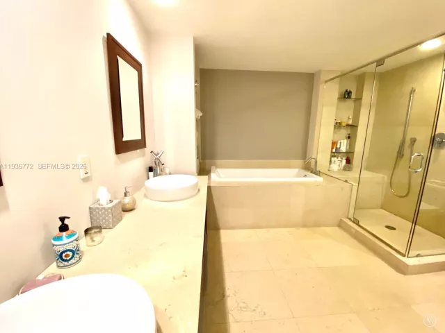 Продажа квартиры #1205 - фото 6963051