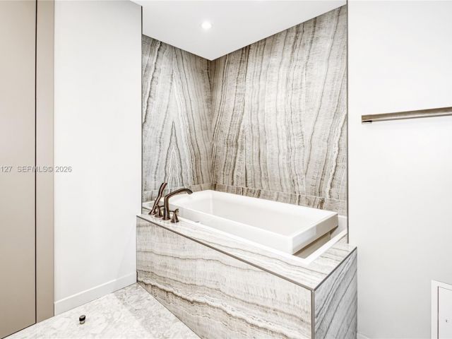 Продажа квартиры #306 - фото 6965600