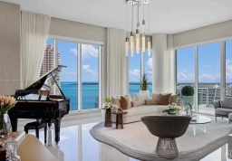 Квартира #2004