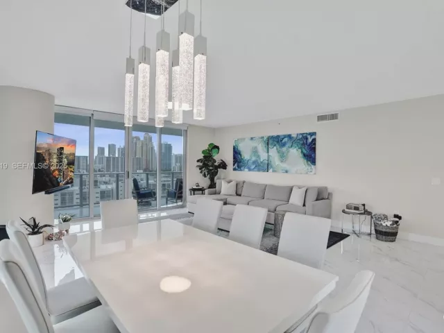 Продажа квартиры #4-1407 - фото 6999393