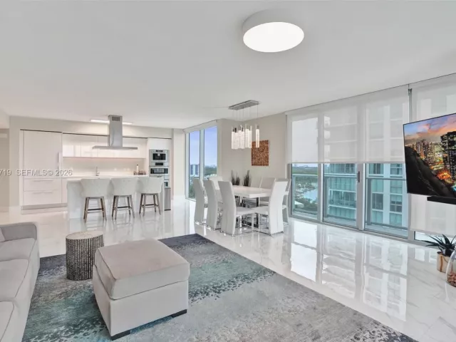 Продажа квартиры #4-1407 - фото 6999400