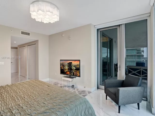 Продажа квартиры #4-1407 - фото 6999390