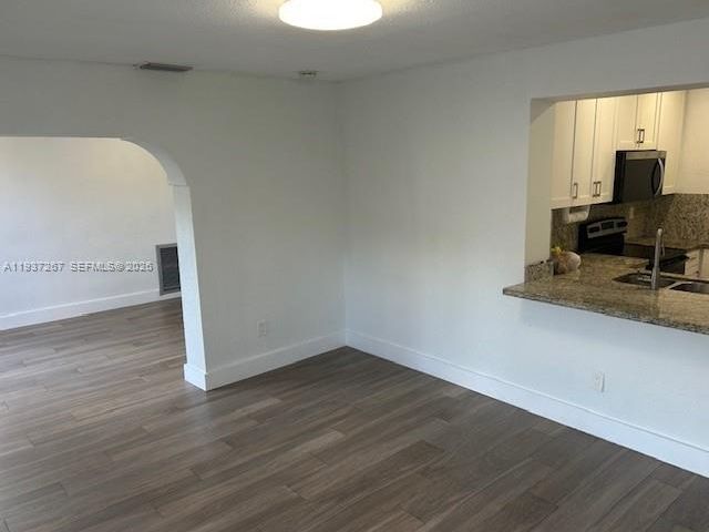 Продажа дома по адресу 231 SW 51st Pl - фото 6994844