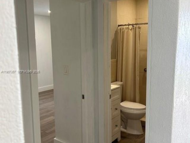 Продажа дома по адресу 231 SW 51st Pl - фото 6994849