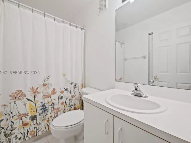 Продажа дома по адресу 1958 NW 79th Way - фото 9077608
