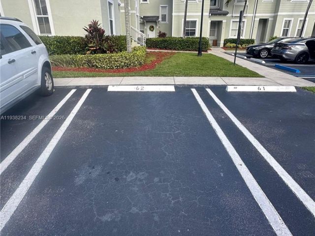 Дом в аренду по адресу 2853 SE 1st Dr 1 - фото 7472355