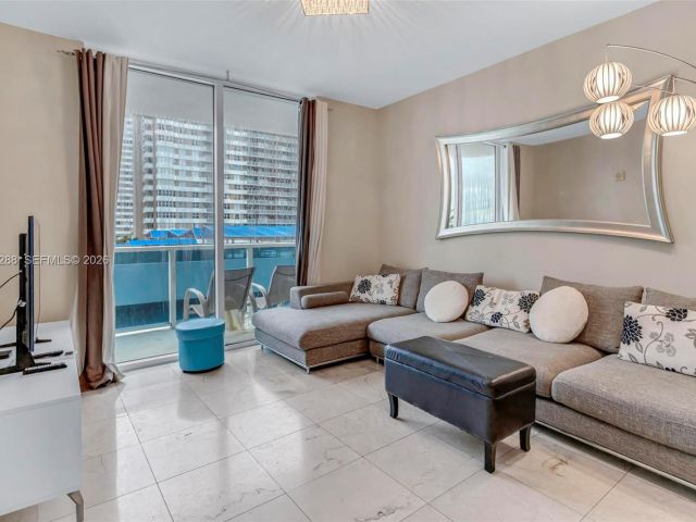 Продажа квартиры #403 - фото 6967813