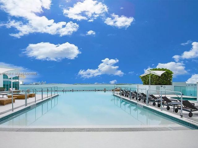 Продажа квартиры #1505 - фото 6977840