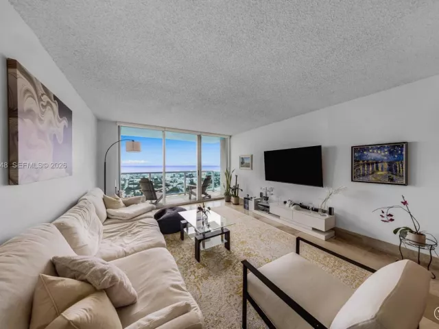 Продажа квартиры #3006 - фото 6977089