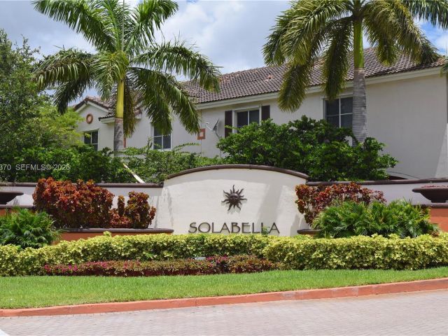 Дом в аренду по адресу 17343 NW 7th Ave 109 - фото 7480032