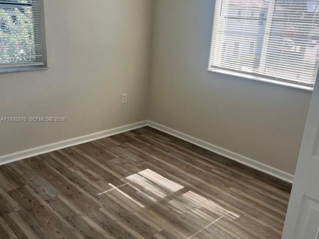 Дом в аренду по адресу 17343 NW 7th Ave 109 - фото 7480045