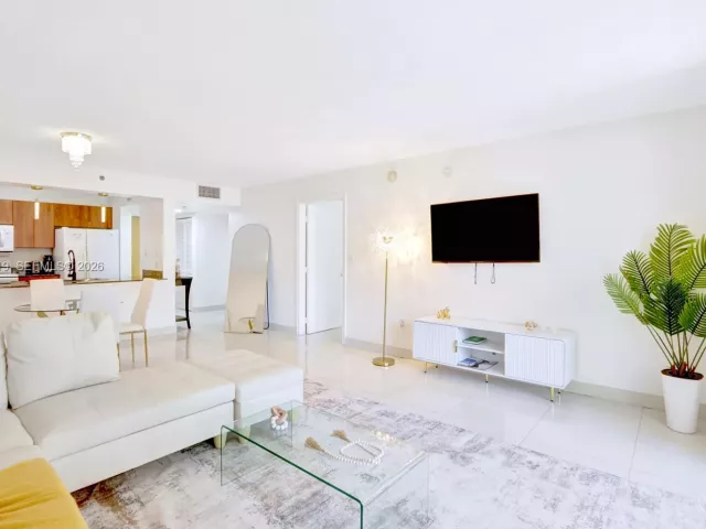 Продажа квартиры #2504 - фото 6977418