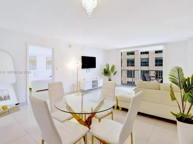 Продажа квартиры #2504 - фото 6977419