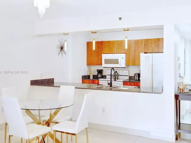 Продажа квартиры #2504 - фото 6977412