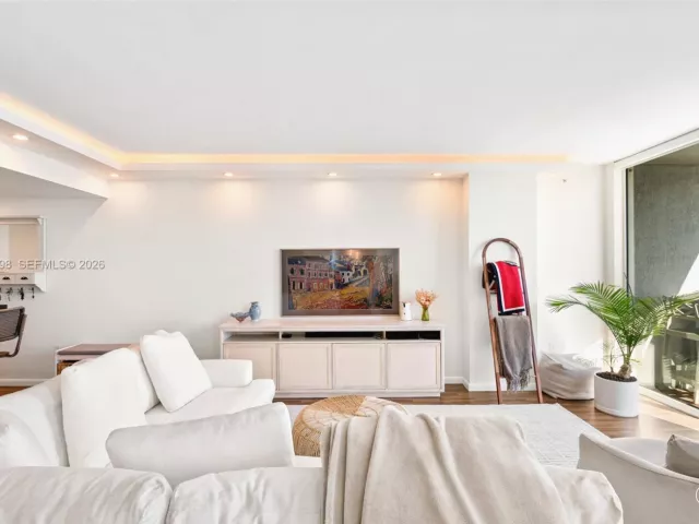 Продажа квартиры #1703 - фото 7091899