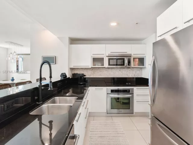 Продажа квартиры #1703 - фото 6979720