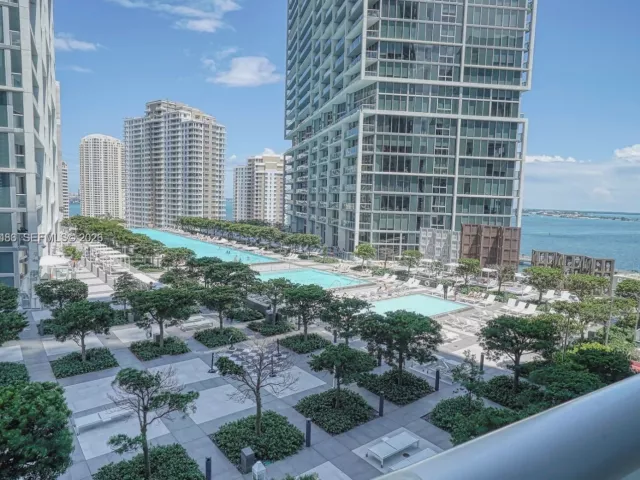 Продажа квартиры #1701 - фото 7011508