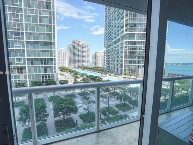 Продажа квартиры #1701 - фото 7011498