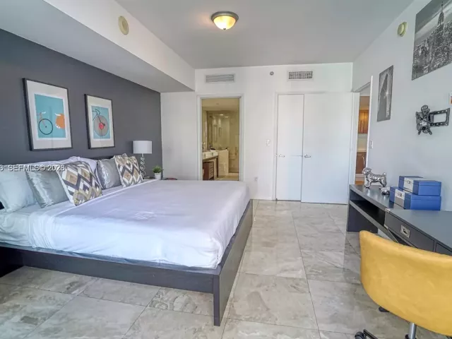 Продажа квартиры #1701 - фото 7011500