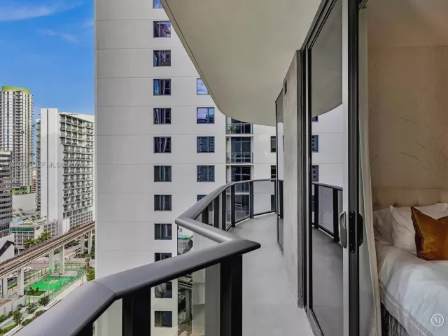 Продажа квартиры #1808 - фото 6992610