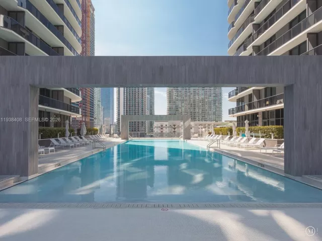 Продажа квартиры #1808 - фото 6992602