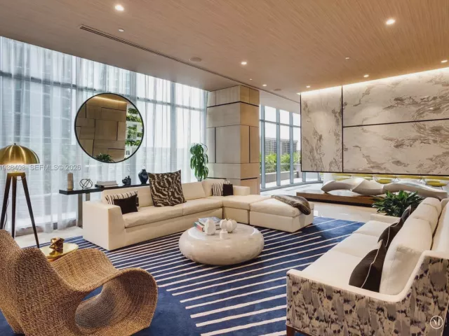 Продажа квартиры #1808 - фото 6992606