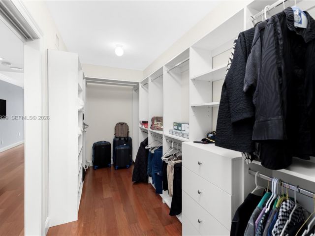 Продажа квартиры #2506 - фото 7018704