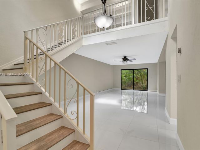 Продажа дома по адресу 3114 Kingswood Ter - фото 6981964